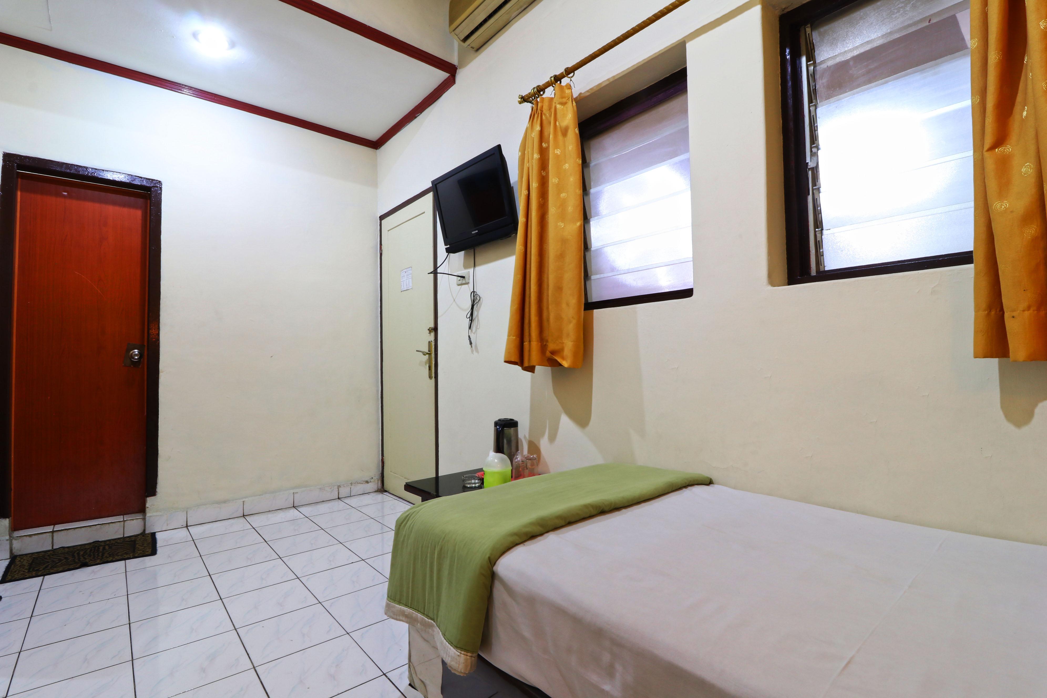 Hotel Sumatera Medan Bagian luar foto