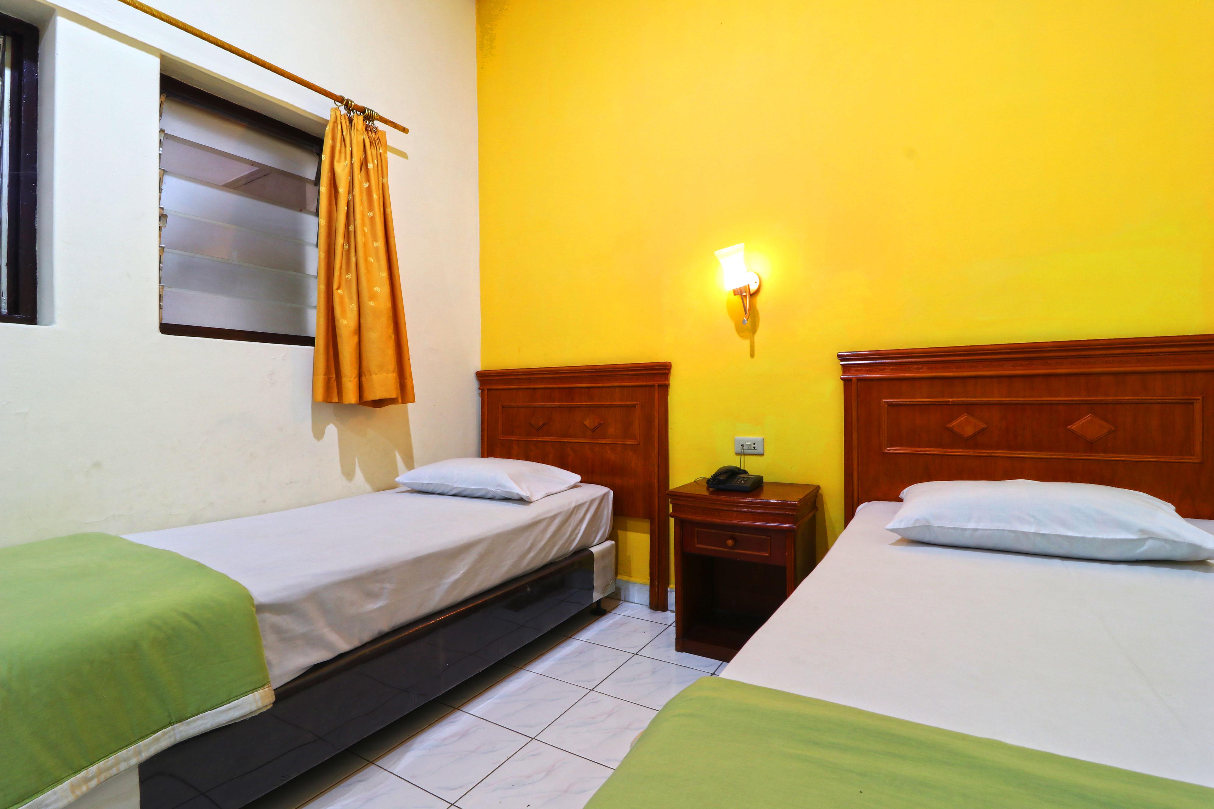Hotel Sumatera Medan Bagian luar foto