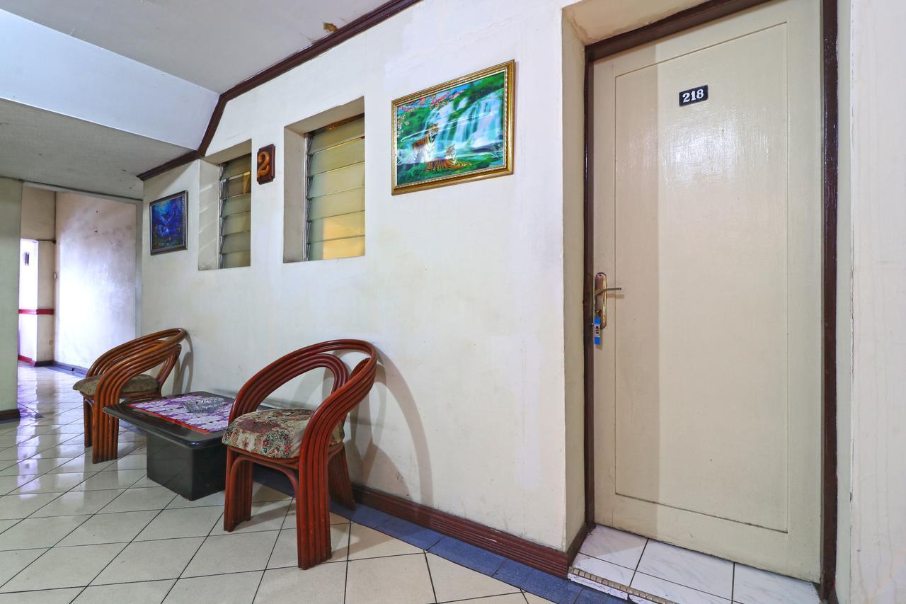 Hotel Sumatera Medan Bagian luar foto
